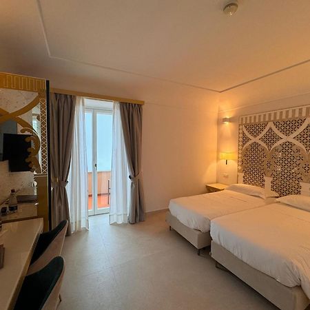 Hotel Rufolo Равелло Экстерьер фото