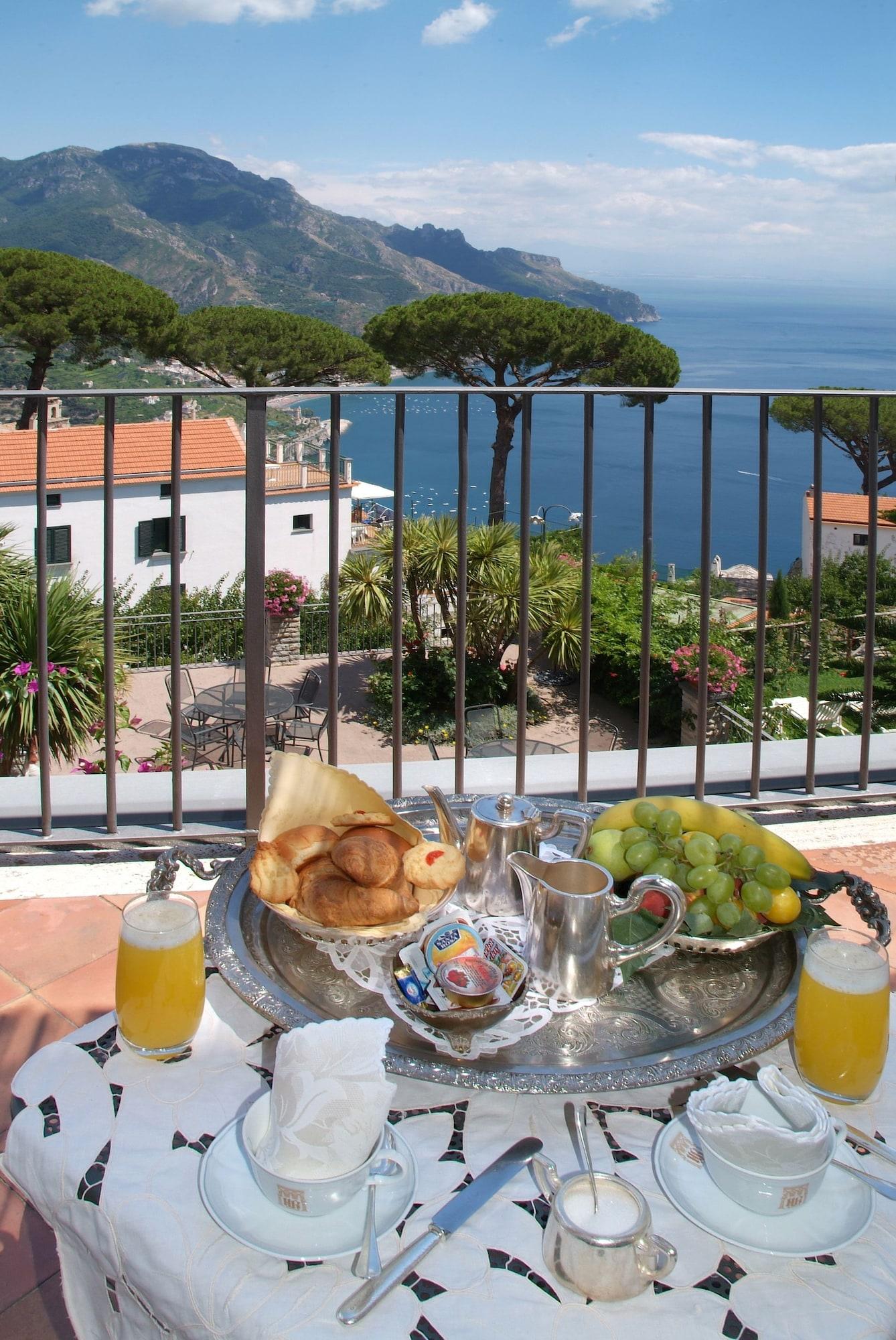 Hotel Rufolo Равелло Экстерьер фото