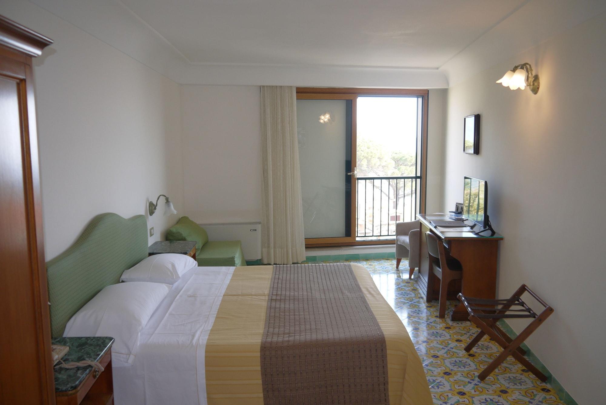 Hotel Rufolo Равелло Экстерьер фото