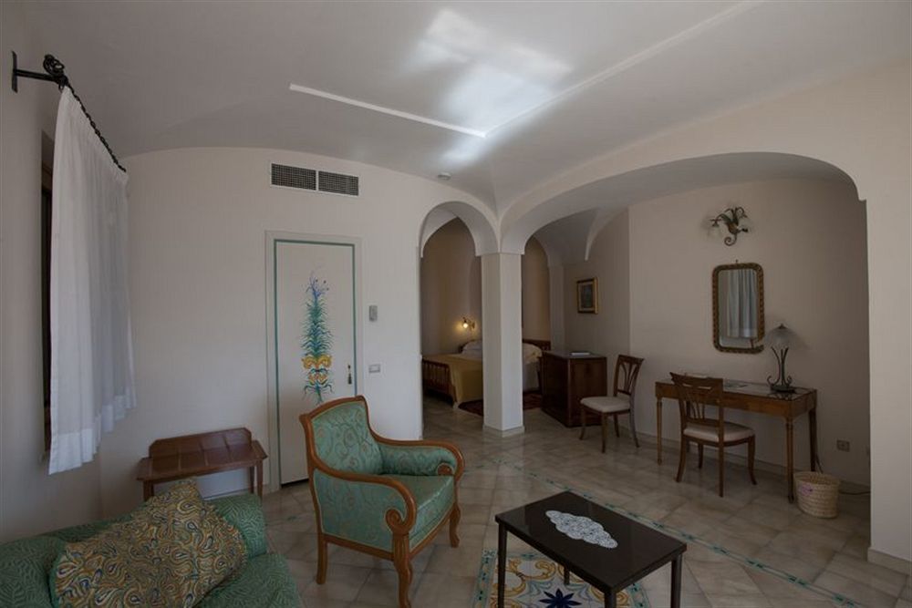 Hotel Rufolo Равелло Экстерьер фото